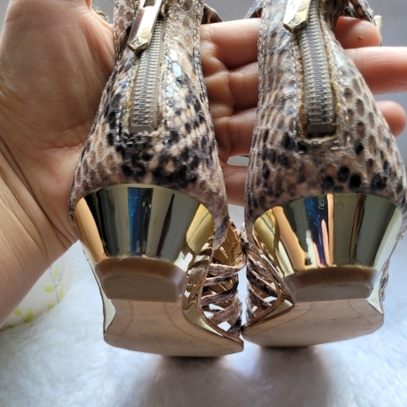 SAM EDELMAN Dakota Gladiator Sandals - Picture 7 of 13